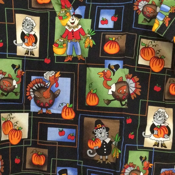 Fall themed scrub top - Picture 2 of 8